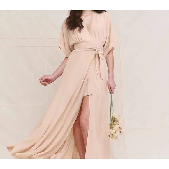 Reformation Wooster/Winslow Dress buff champagne flutter sleeve wrap size medium - Picture 9 of 16